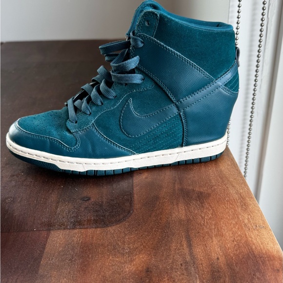 Nike Dunk Sky High Wedge sneaker in Teal - Picture 8 of 11